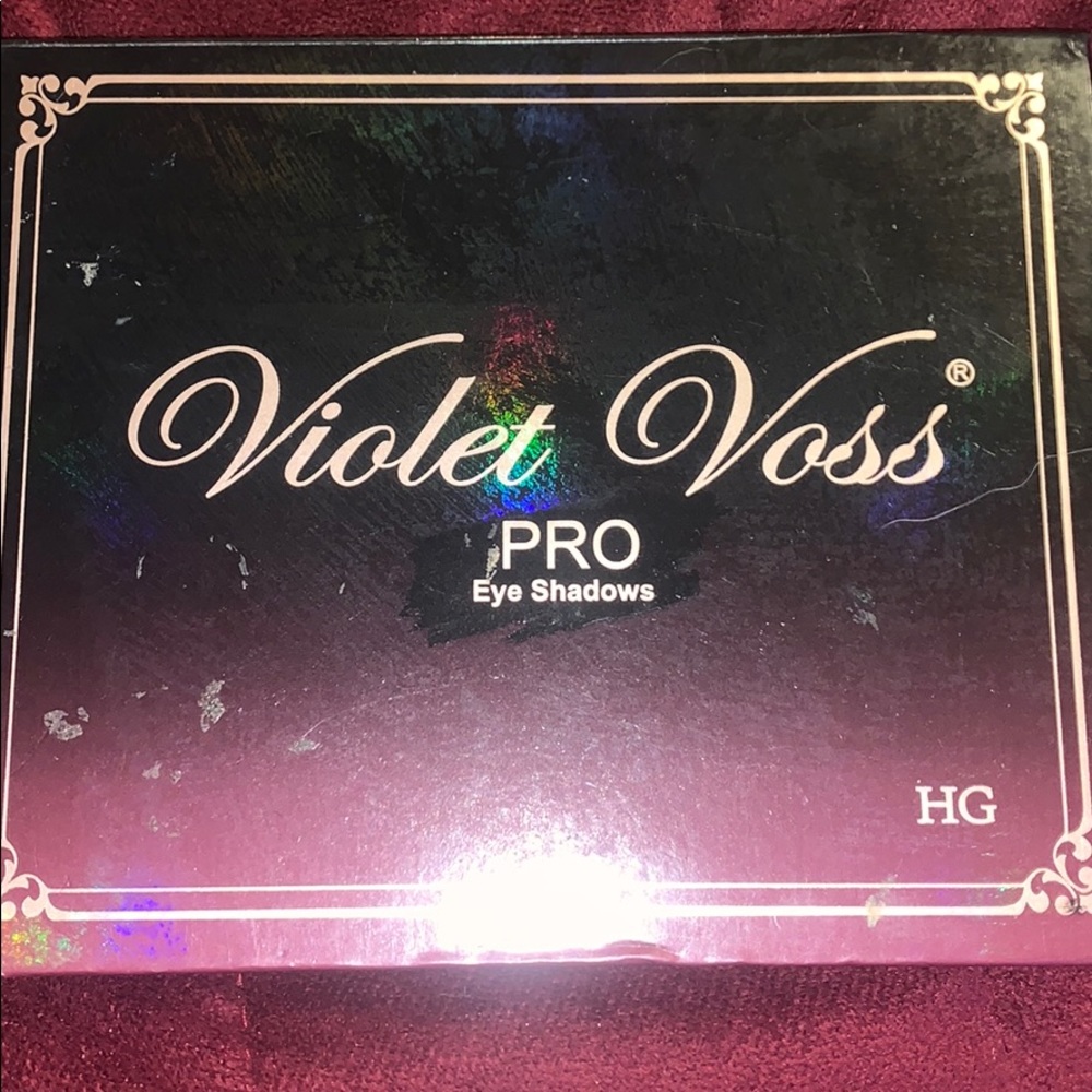 violet voss holy grail eye palette